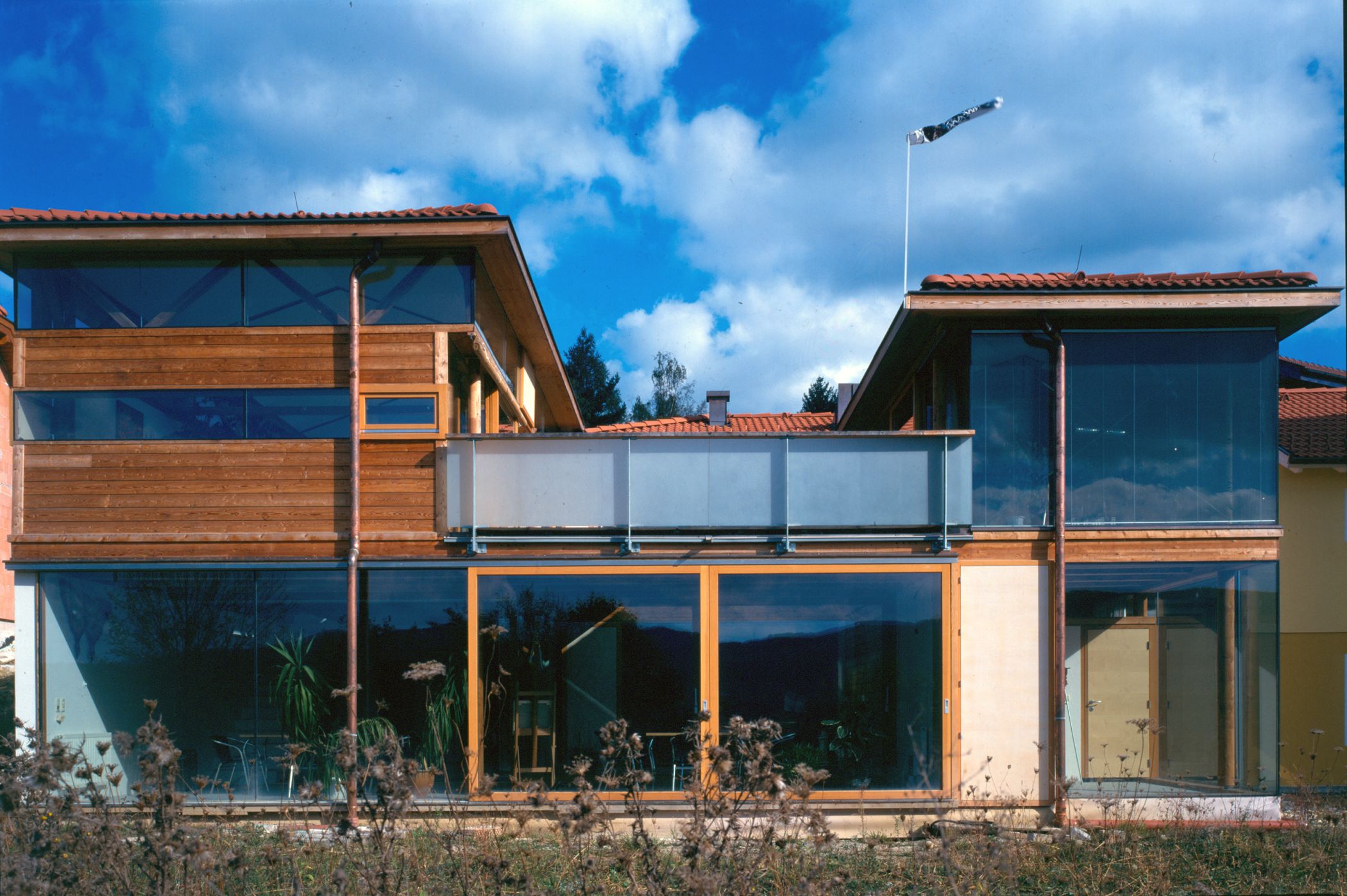 Jamesmorris Solaratrium Front